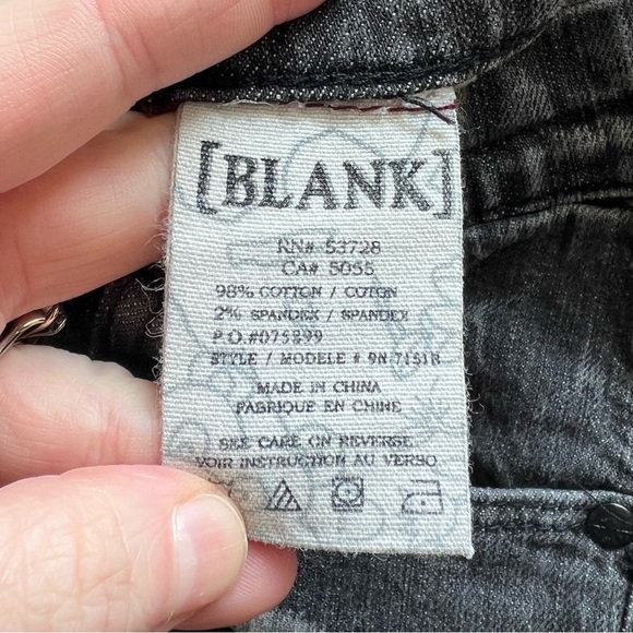 Blank NYC Bleach Embellished Zipper Skinny Jeans Size 27 - Picture 4 of 8